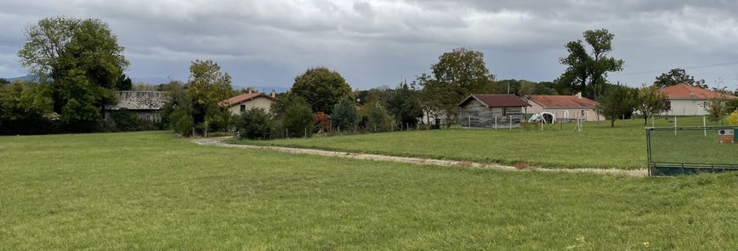 Terrain   m² à vendre à Saint-Sylvestre-Pragoulin (63310)