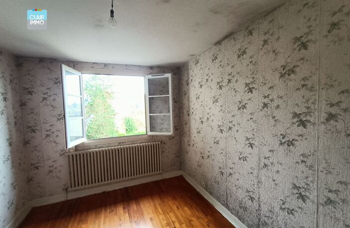 A AZE PROCHE MACON EN BOURGOGNE MAISON 3 PIECES DE 74 M² — photo 4