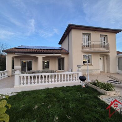 Maison 7 pièces 388000 €