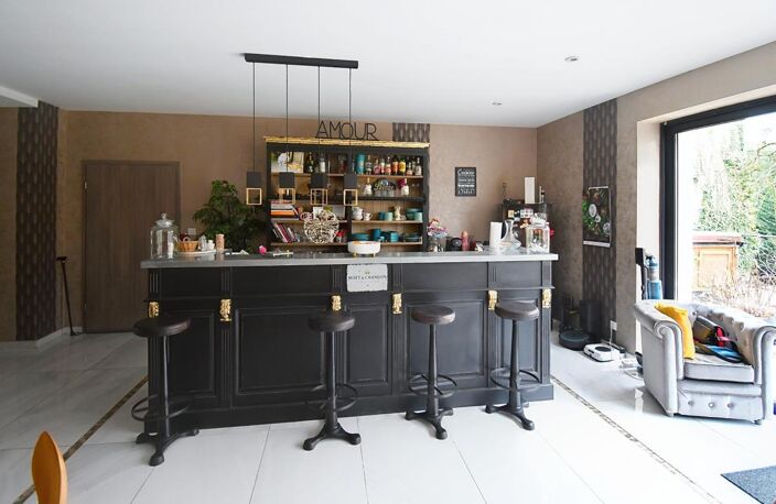 APPARTEMENT PLAIN PIED 120M2 - ENTIEREMENT RENOVE - LONGUYON - VUE SUR PARC — photo 4
