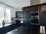 CHENNEVIERES SUR MARNE - Maison familiale avec piscine et sous-sol total plus nombreuses dépendances – 187m² — photo 4
