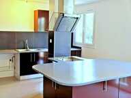 Rouen-Préfecture : Appartement (1er E) rénové 81 m² avec 2 CH, cave et vue sur jardin (poss Gge) ...! — photo 2