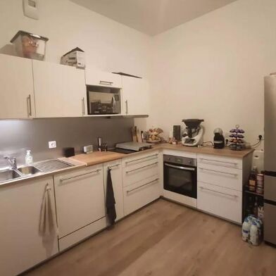 Appartement 4 pièces 1350 €