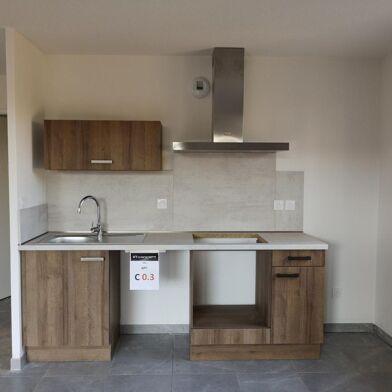 Appartement 3 pièces 711 €