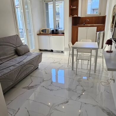 Appartement 1 pièces 850 €