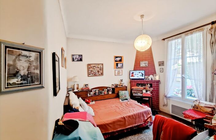 Appartement À Vendre — photo 2