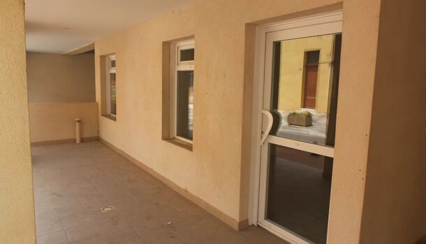 Local commercial 3 pièces  à vendre Salernes 83690