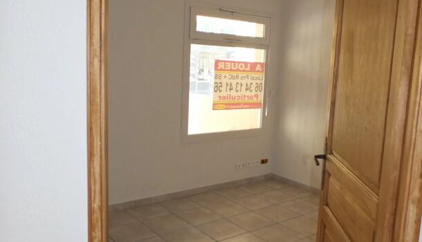 Local commercial 3 pièces  à vendre Salernes 83690