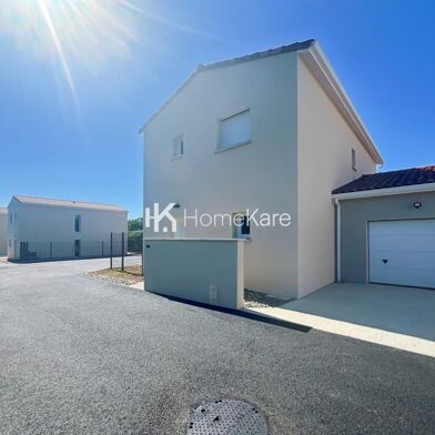 Maison 5 pièces 1300 €