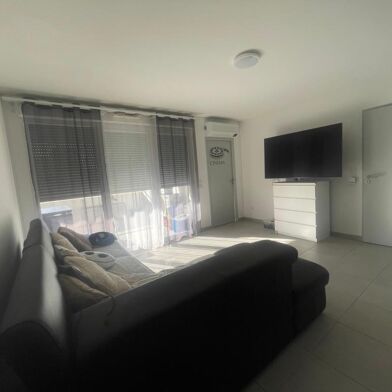 Appartement 4 pièces 1110 €