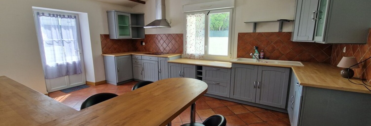 Maison 6 Pièces 170 m² à vendre à Ferrières (17170)