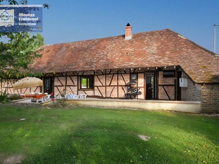 Maison à vendre 5 pièces proche de SAINT GERMAIN DU BOIS (71) — photo 1