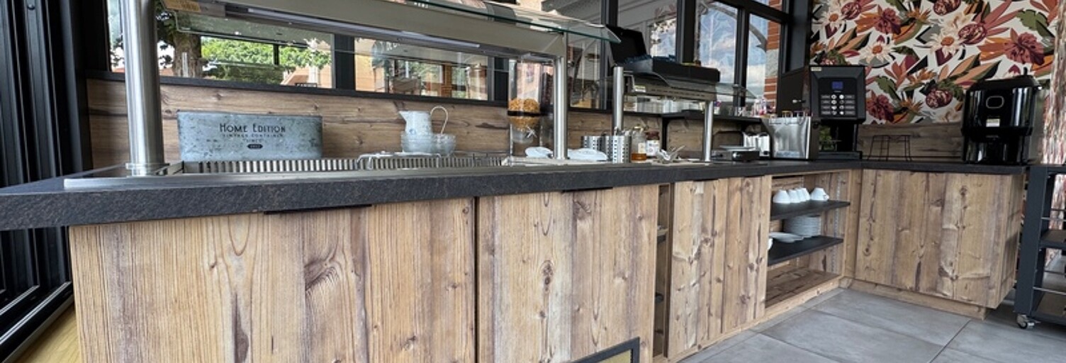 Commerce 25 Pièces 1200 m² à vendre à Lentigny (42155)