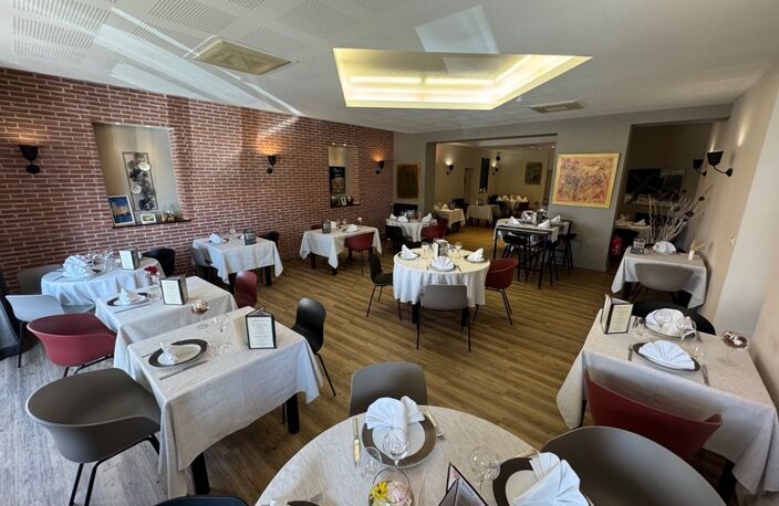 Fonds de commerce + Murs Hôtel Restaurant à vendre proche de ROANNE (42) — photo 4