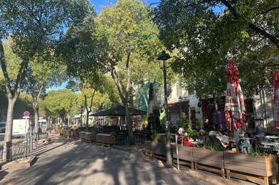 Commerce  300000 €