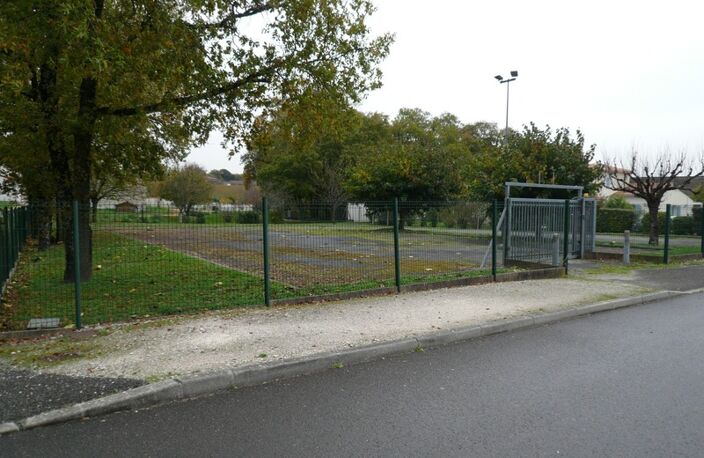 ⚜ CHATEAUBERNARD (16) Terrain à Vendre ⚜ — photo 4
