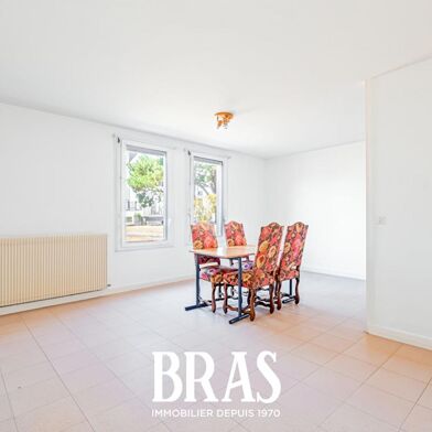 Appartement 3 pièces 299900 €