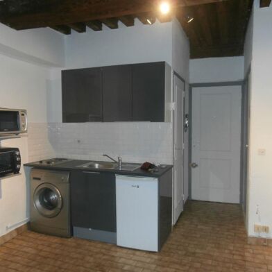 Appartement 1 pièces 560 €