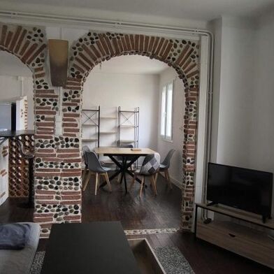 Appartement 2 pièces 860 €