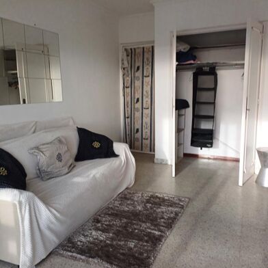 Appartement 1 pièces 660 €
