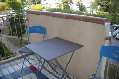 Appartement 3 pièces 820 €