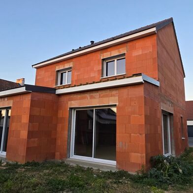 Maison 5 pièces 1425 €