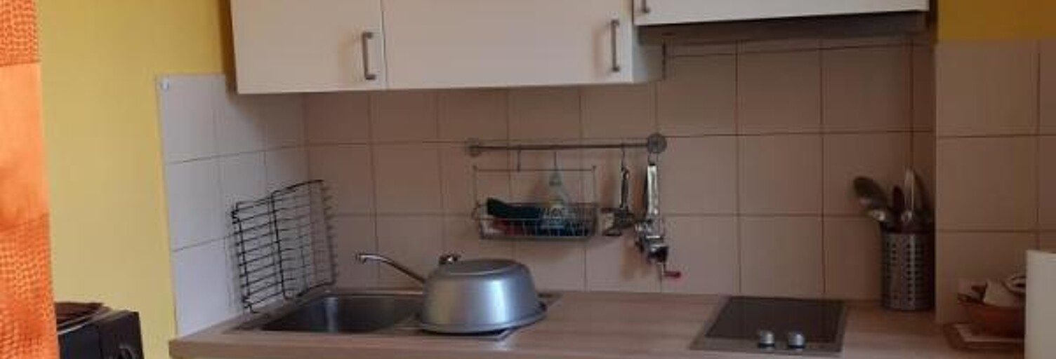 Appartement 1 Pièce 25 m² à louer à Marseille 5 (13005)