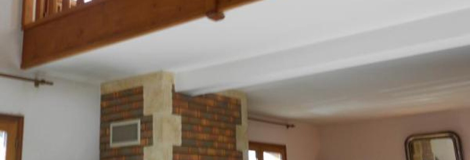 Maison 5 Pièces 98 m² à louer à Morette (38210)