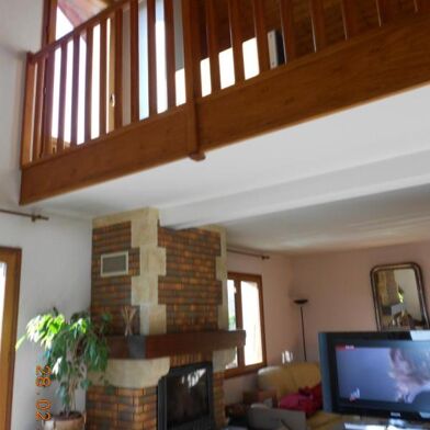 Maison 5 pièces 1049 €