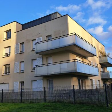 Appartement 3 pièces 730 €