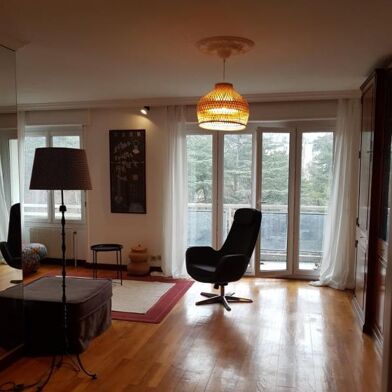 Appartement 5 pièces 1650 €