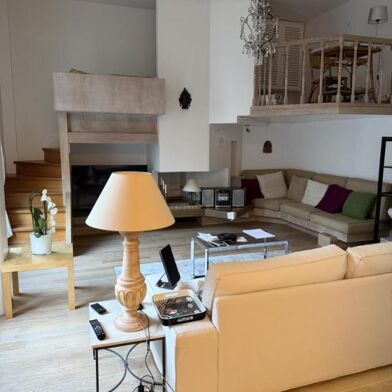 Appartement 3 pièces 4350 €