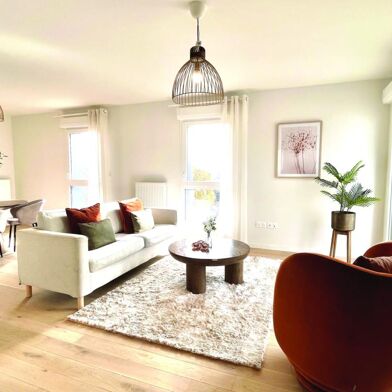 Appartement 4 pièces 1650 €