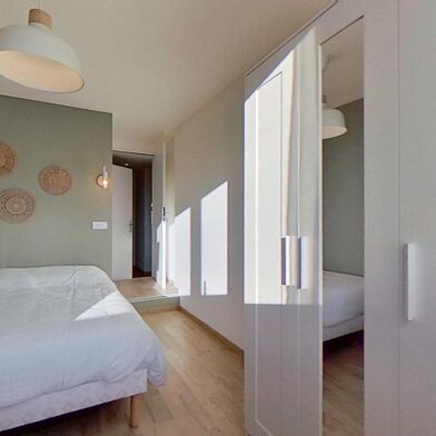 Appartement 5 pièces 620 €