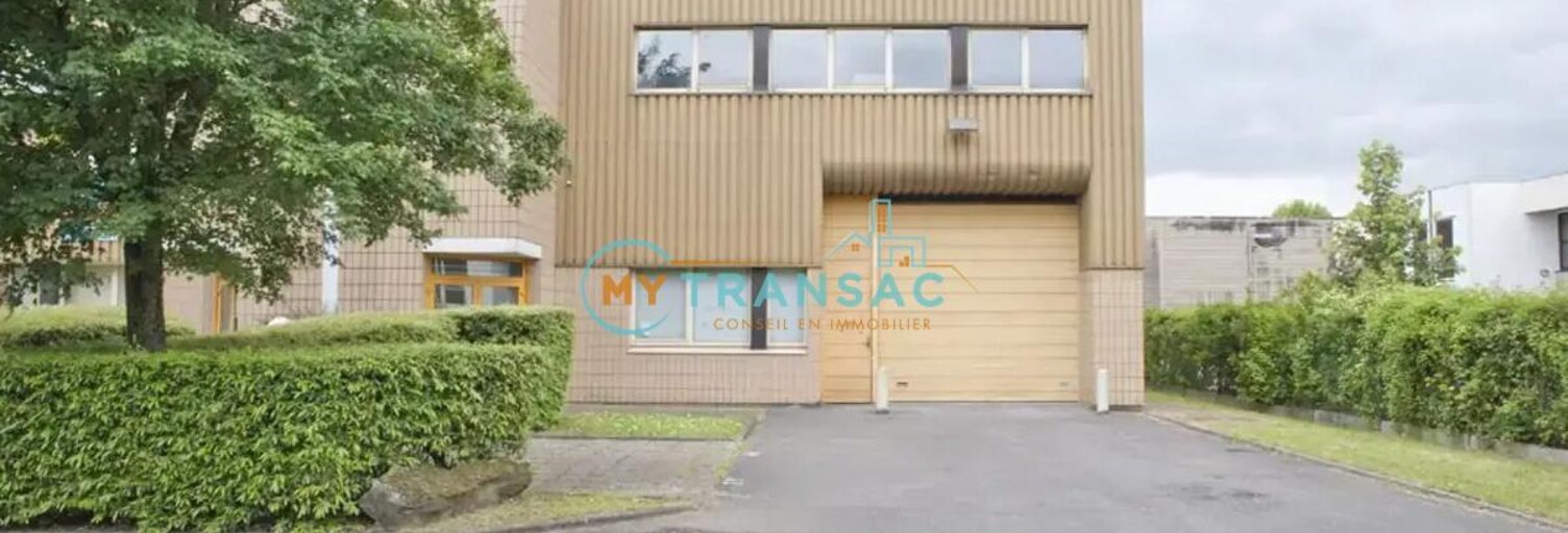 Local industriel  385 m² à louer à Lognes (77185)