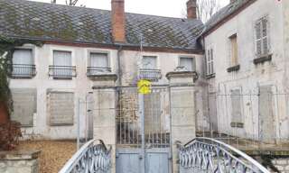 Maison 15 Pièces 257 m² à vendre à Issoudun (36100)