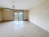 Appartement Intra-muros 107 m², 3 chambres, terrasse, Ascenseur, parking, cave — photo 2