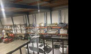 Local industriel  1188 m² à vendre à Marines (95640)