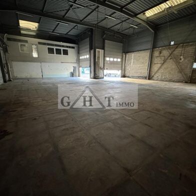 Local industriel  1350000 €