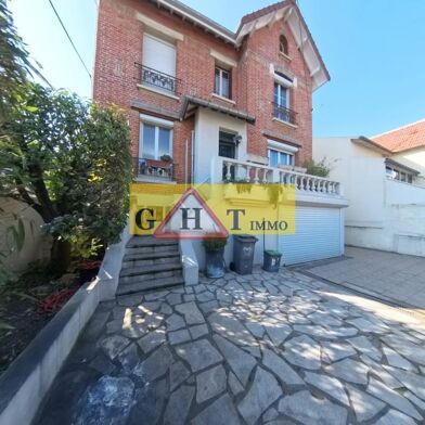 Maison 8 pièces 910000 €