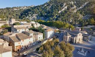 Terrain  626 m² à vendre à Robion (84440)