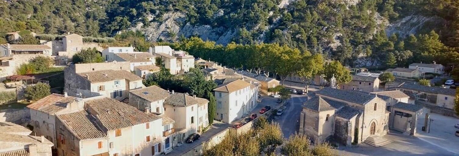 Terrain  626 m² à vendre à Robion (84440)