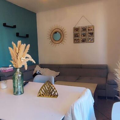 Appartement 3 pièces 820 €