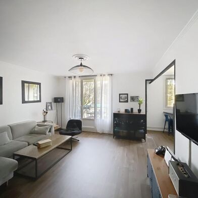 Appartement 4 pièces 280000 €