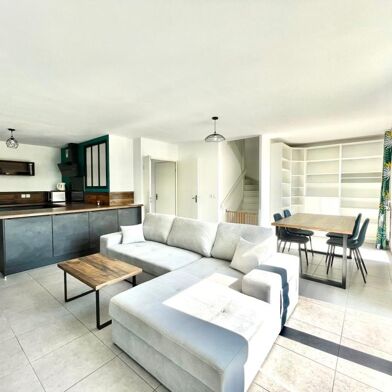 Appartement 4 pièces 1400 €