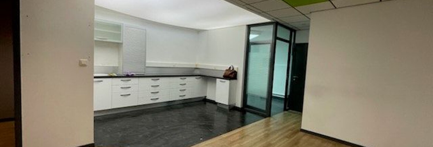 Commerce  71 m² à louer à Rodilhan (30230)