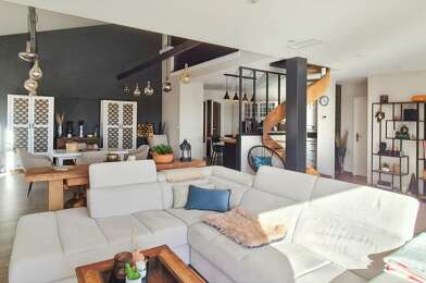 Maison 8 pièces 698000 €