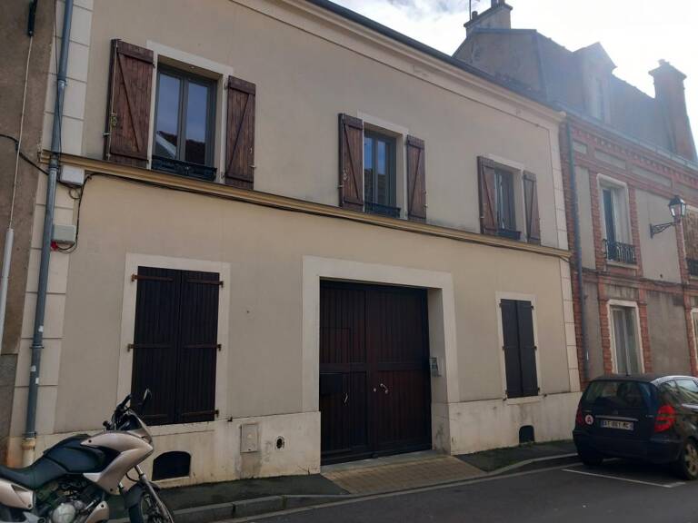 Maison À Vendre — photo 1