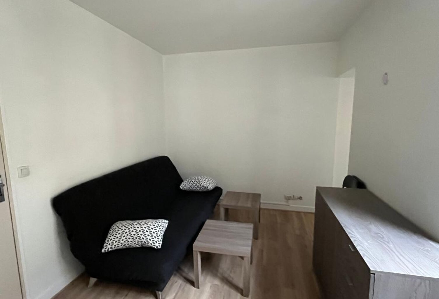 Appartement Reims 1 pièce(s) 17.93 m2 — photo 1