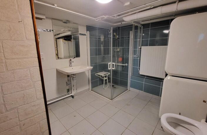 24400 fermette proche  Mussidan : maison , 2 granges , hangar tabac et hangar sur 8000 m² — photo 4